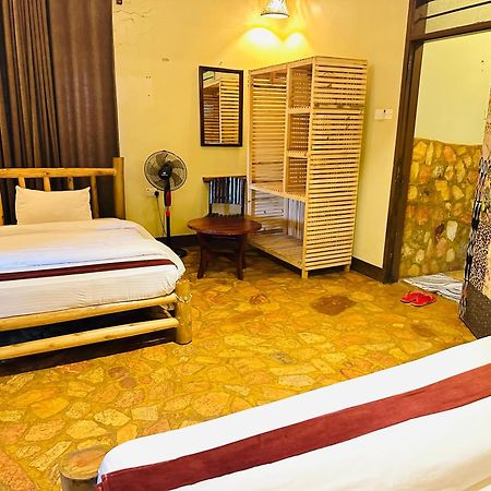 Afro Smile Hotel & Guest House Jinja Kültér fotó