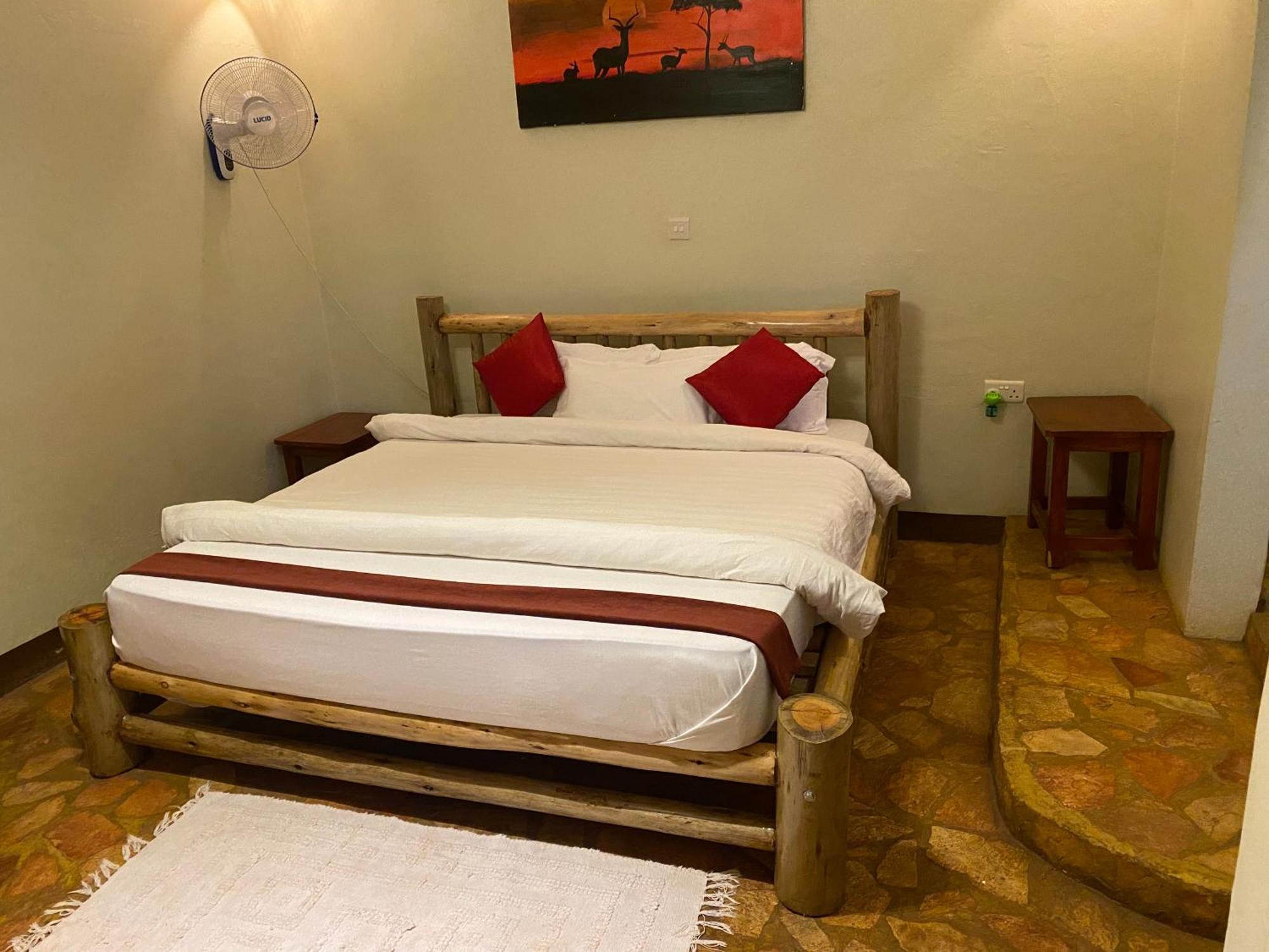 Afro Smile Hotel & Guest House Jinja Kültér fotó
