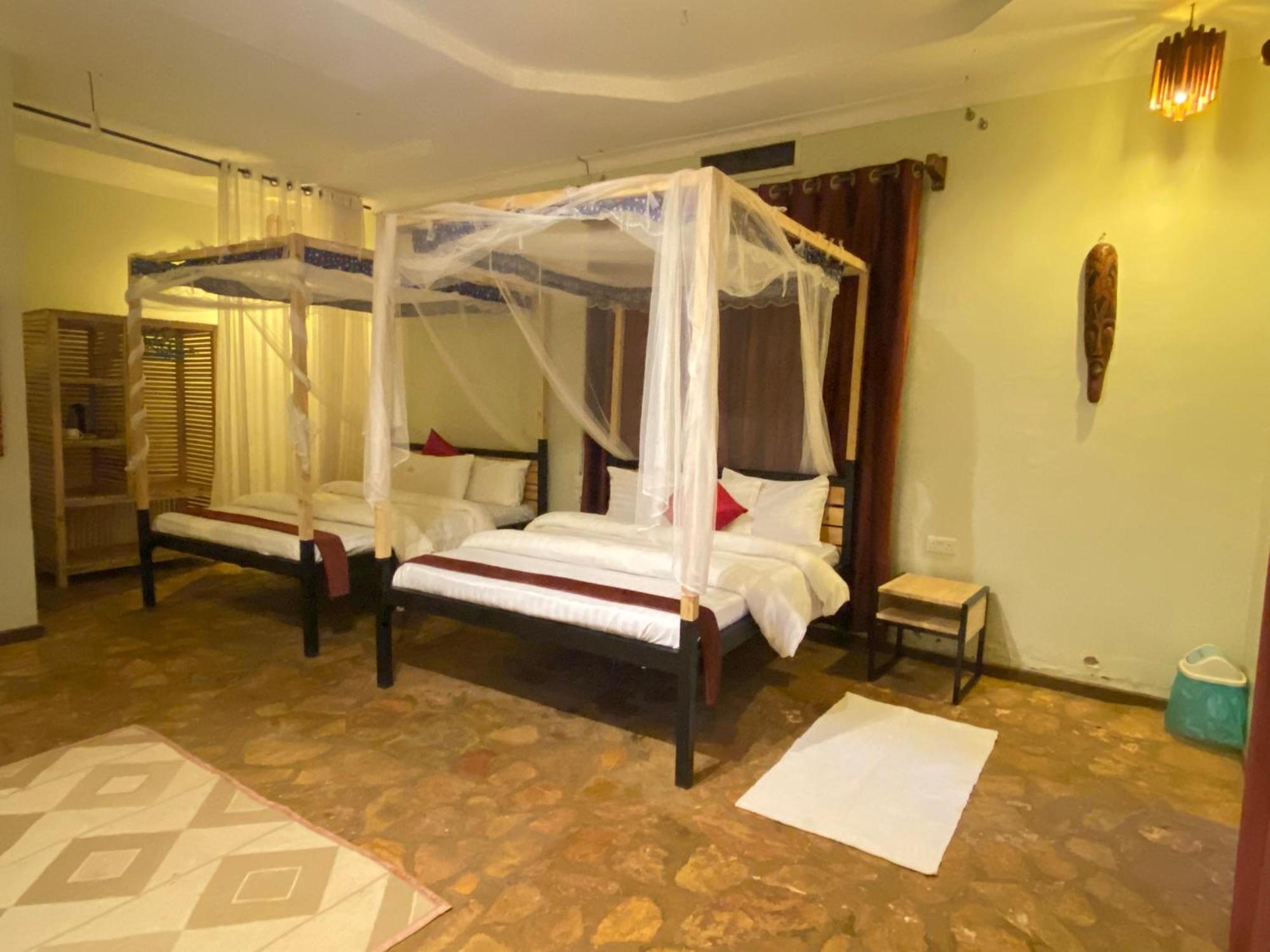 Afro Smile Hotel & Guest House Jinja Kültér fotó
