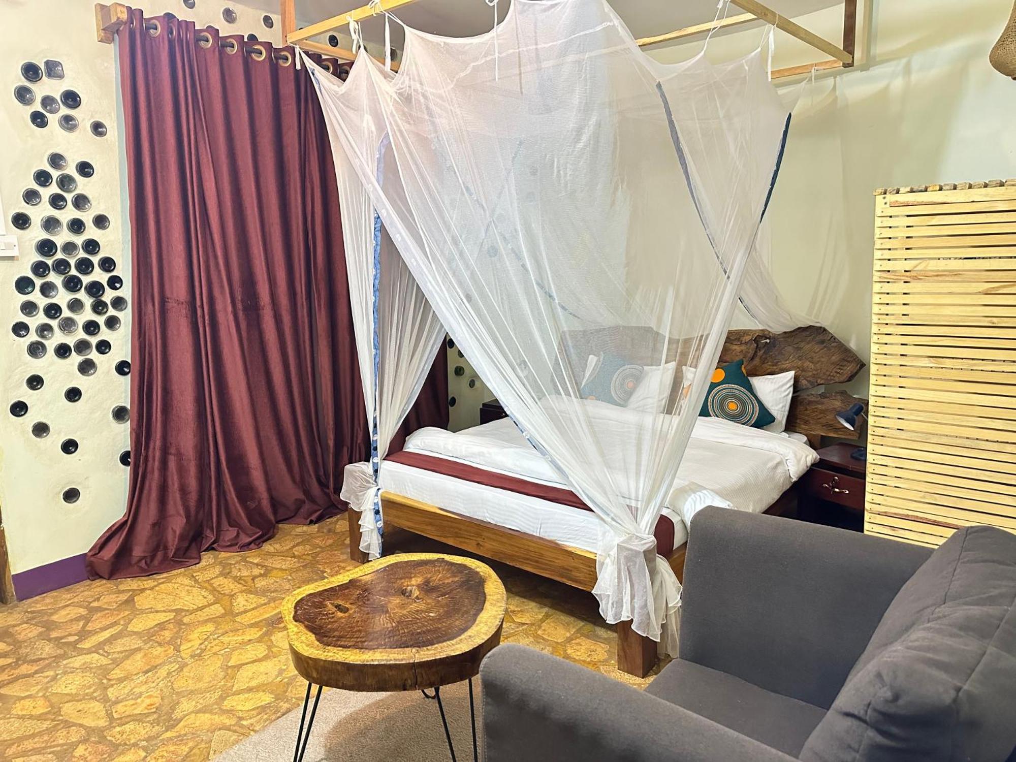 Afro Smile Hotel & Guest House Jinja Kültér fotó