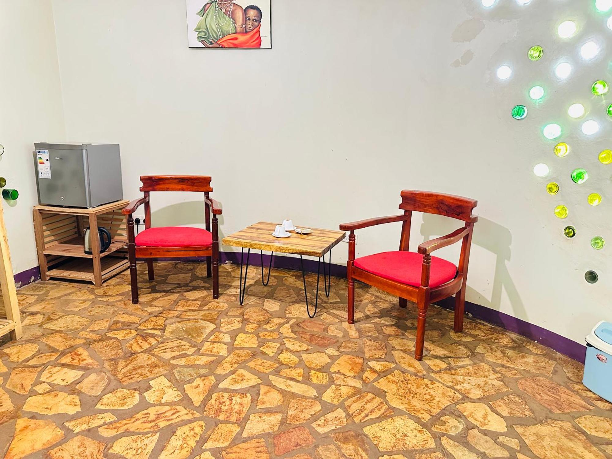 Afro Smile Hotel & Guest House Jinja Kültér fotó