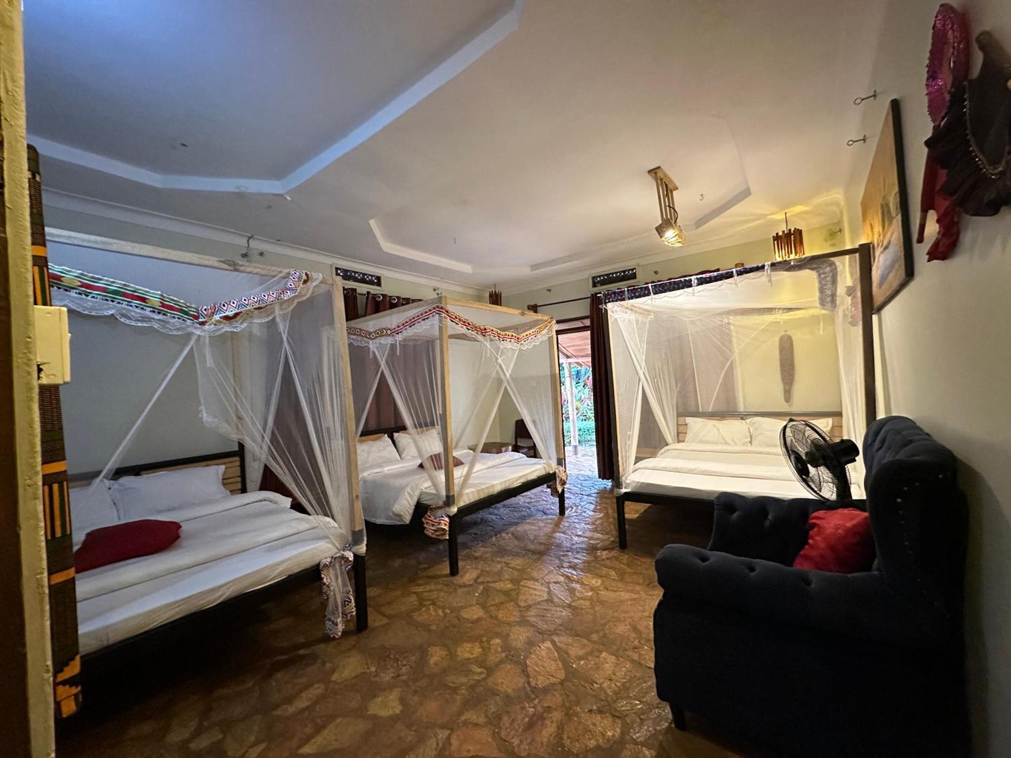 Afro Smile Hotel & Guest House Jinja Kültér fotó