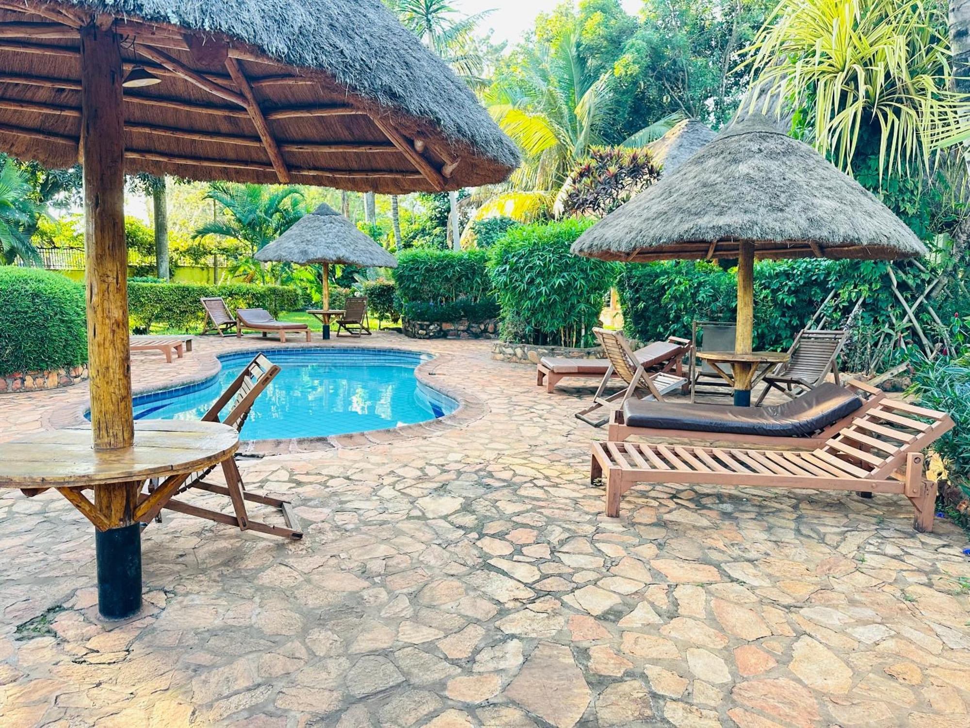 Afro Smile Hotel & Guest House Jinja Kültér fotó